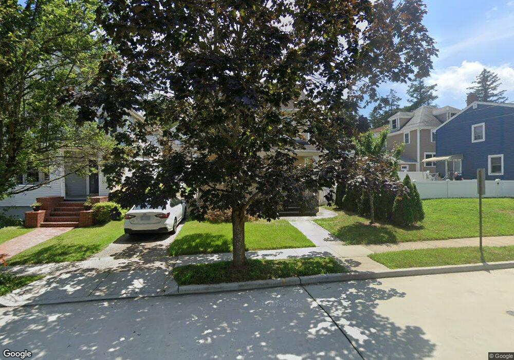 128 Bayview Ave, Port Washington, NY 11050 - photo 1