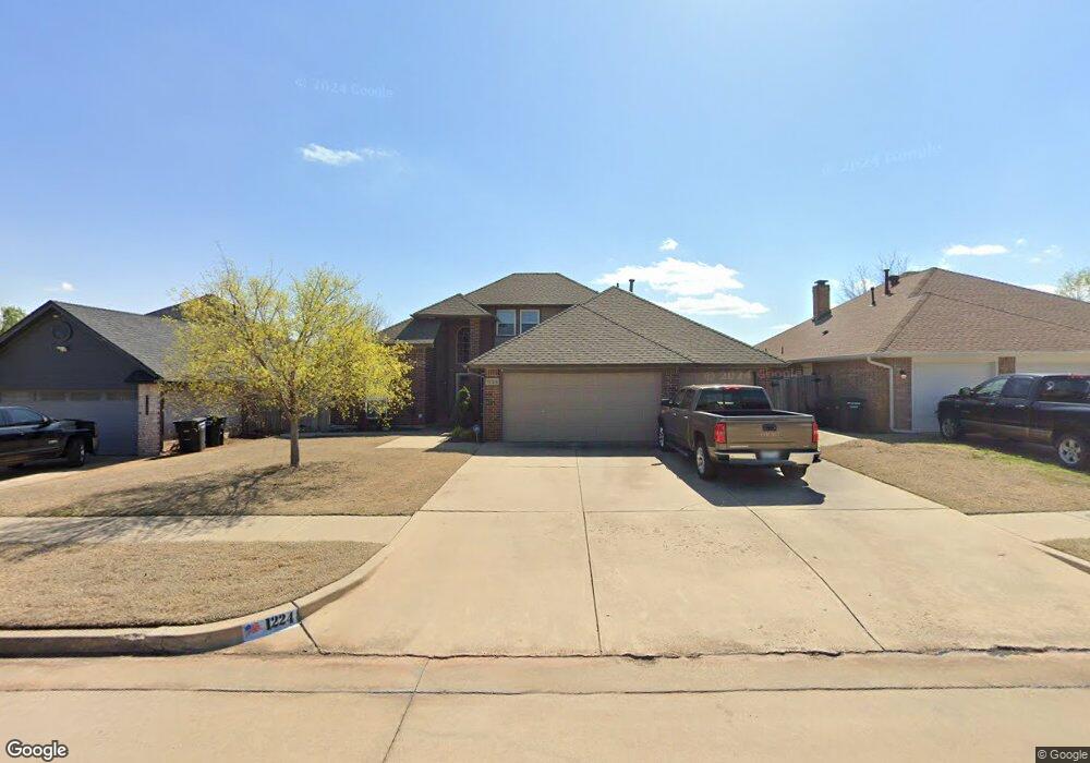 1224 NE 26th St, Moore, OK 73160 - photo 1