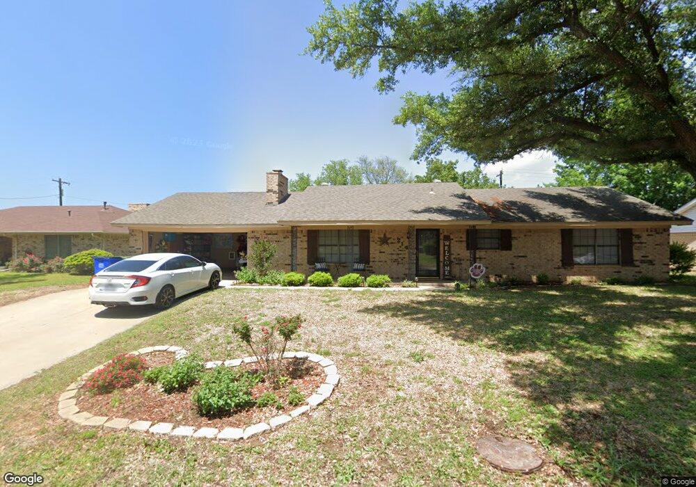 214 Red River Dr, Whitesboro, TX 76273 - photo 1