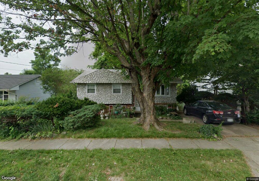 114 W Mill Ave, Capitol Heights, MD 20743 - photo 1