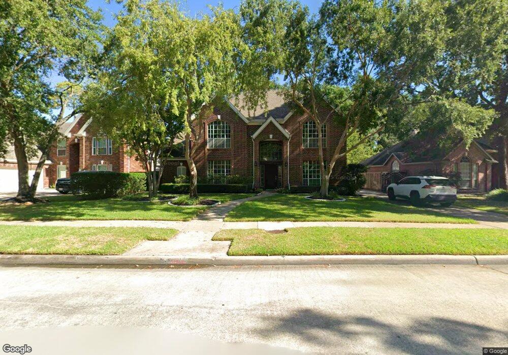 9114 Woodwind Lakes Dr, Houston, TX 77040 - photo 1