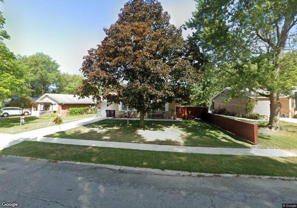 1104 Biscayne Dr, Lima, OH 45801 - photo 1