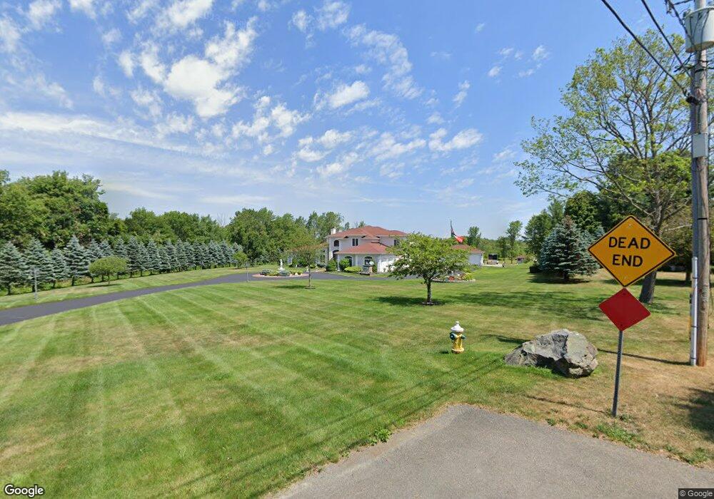 125 Oak Ridge Dr, Schenectady, NY 12302 - photo 1