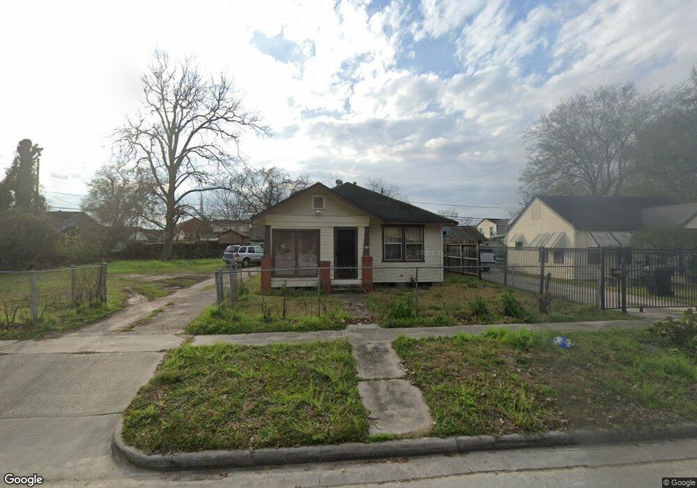 4407 Beggs St, Houston, TX 77009 - photo 1