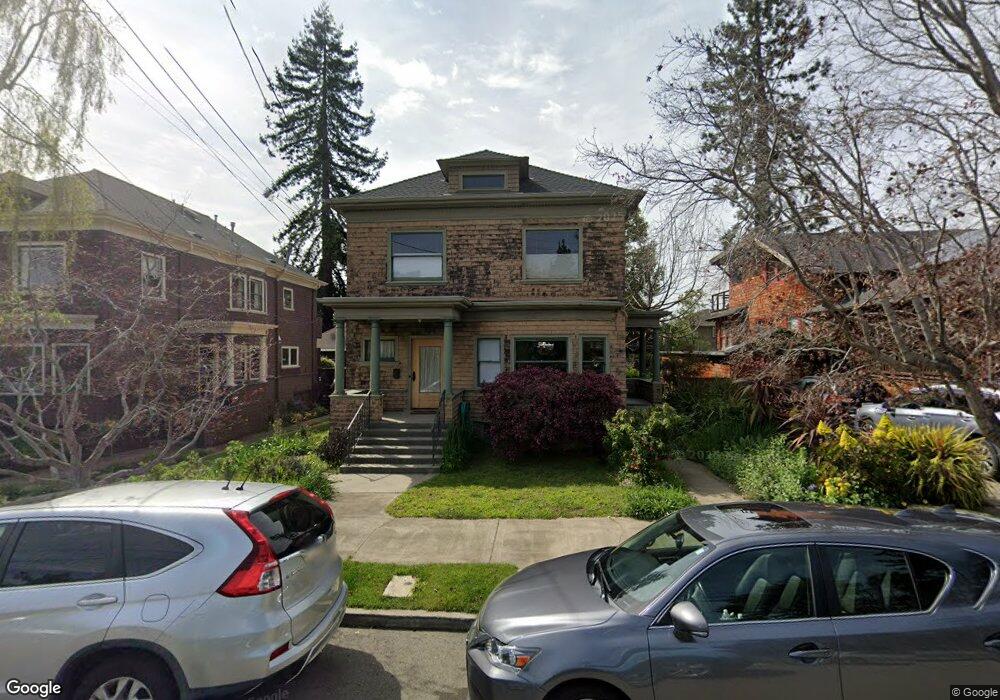 2810 Piedmont Ave, Berkeley, CA 94705 - photo 1