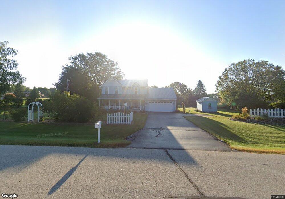 W323S1638 Moraine View Dr, Delafield, WI 53018 - photo 1