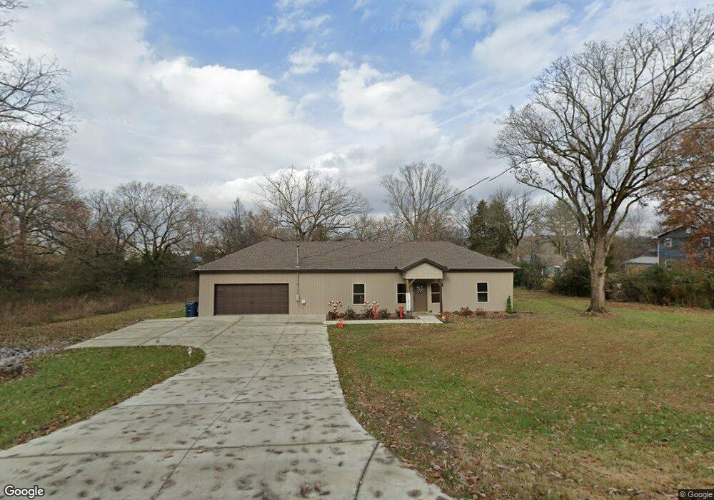 715 Eastland Ln, Lebanon, TN 37090 - photo 1