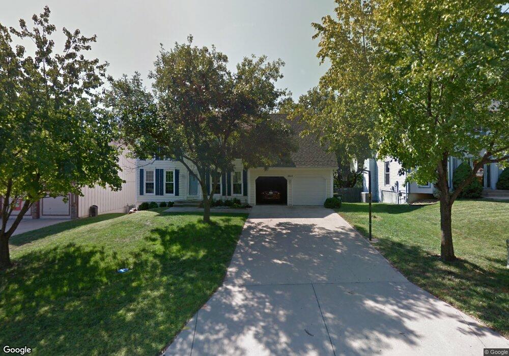 8210 Bell Rd, Lenexa, KS 66219 - photo 1