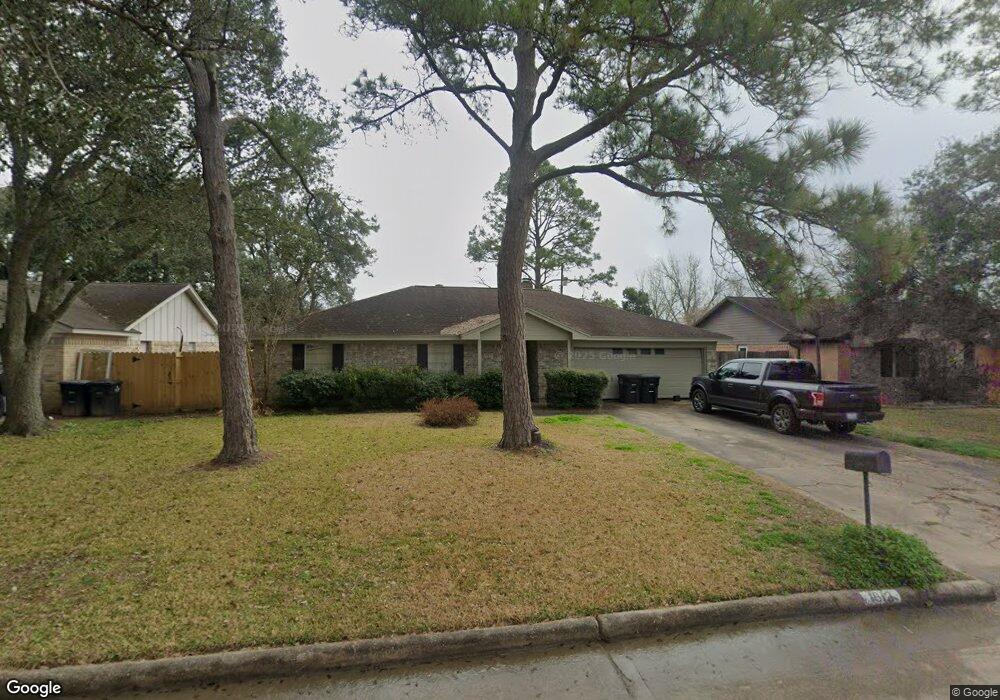 1613 Kings Park Dr, Alvin, TX 77511 - photo 1