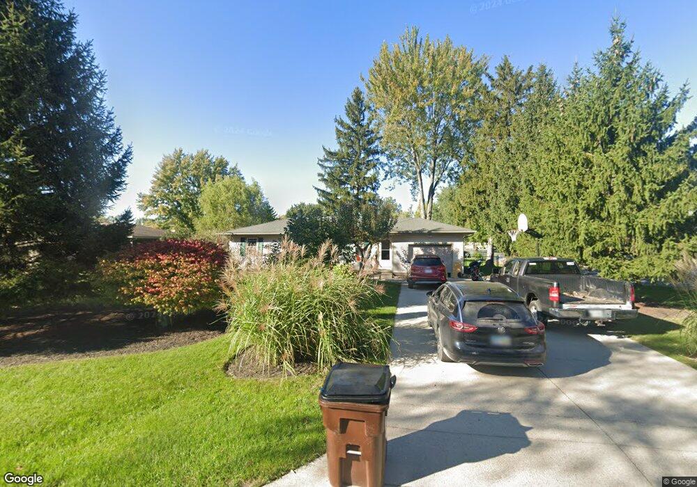 1746 Evergreen Dr, Lima, OH 45806 - photo 1