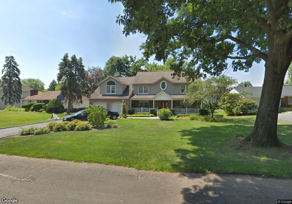 103 Briarheath Ln, Clark, NJ 07066 - photo 1