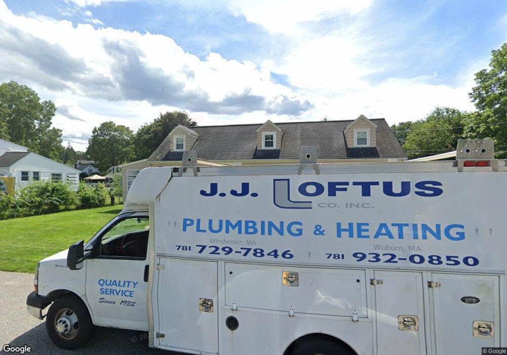 30 Mayflower Rd, Woburn, MA 01801 - photo 1