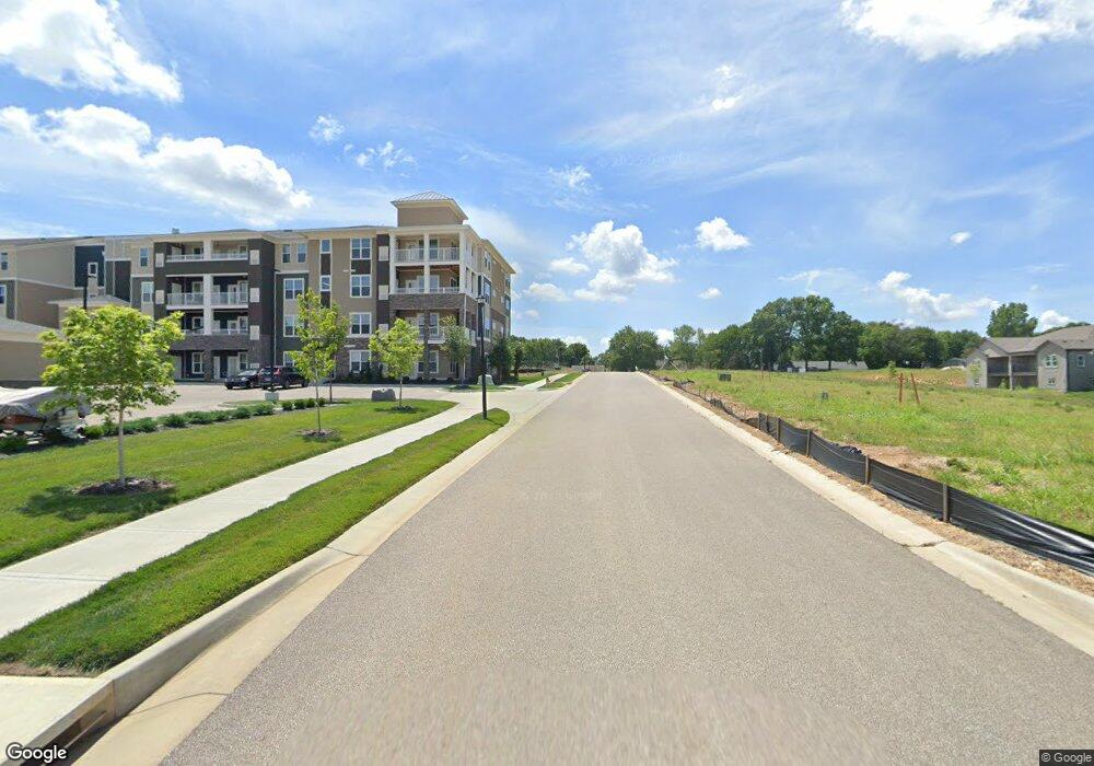 6130 Summit St, Shawnee, KS 66216 - photo 1