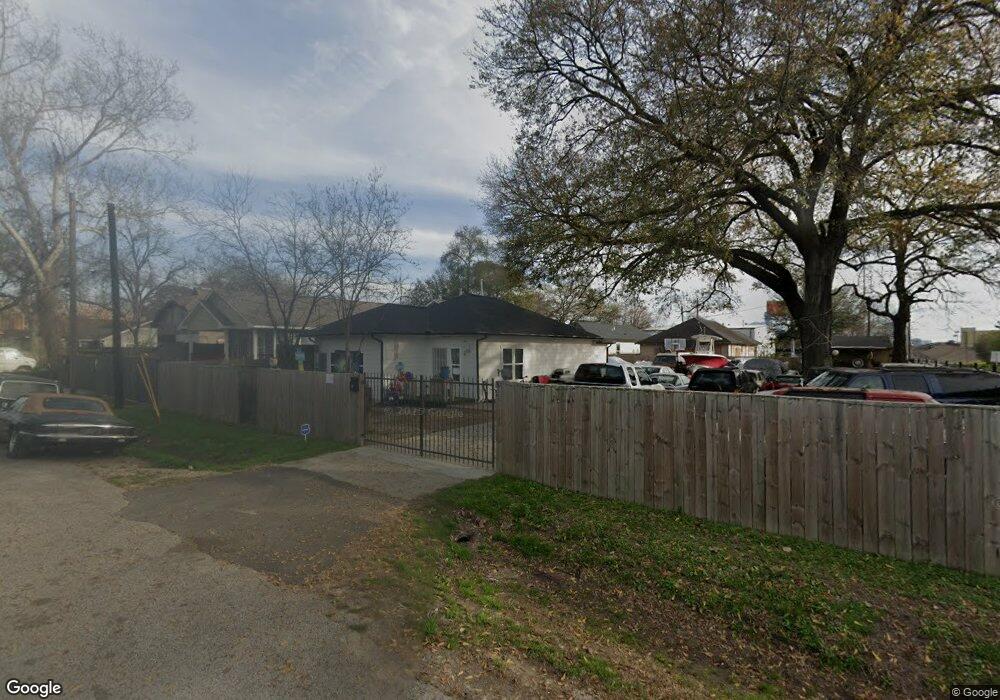 108 Amundsen St, Houston, TX 77009 - photo 1
