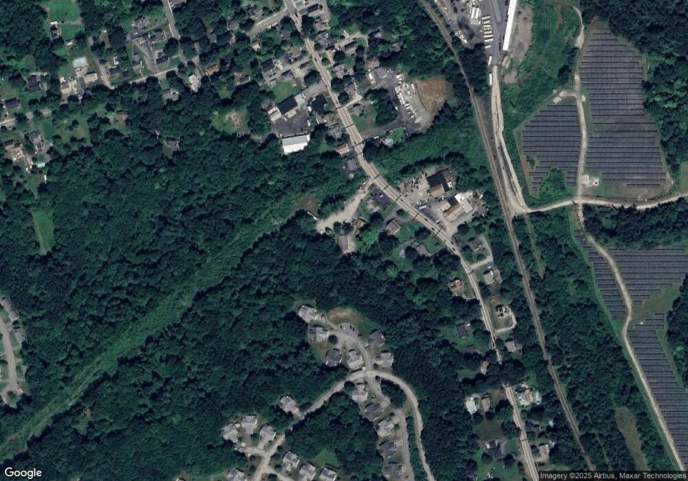 111 S Main St unit 2, Uxbridge, MA 01569 - photo 1