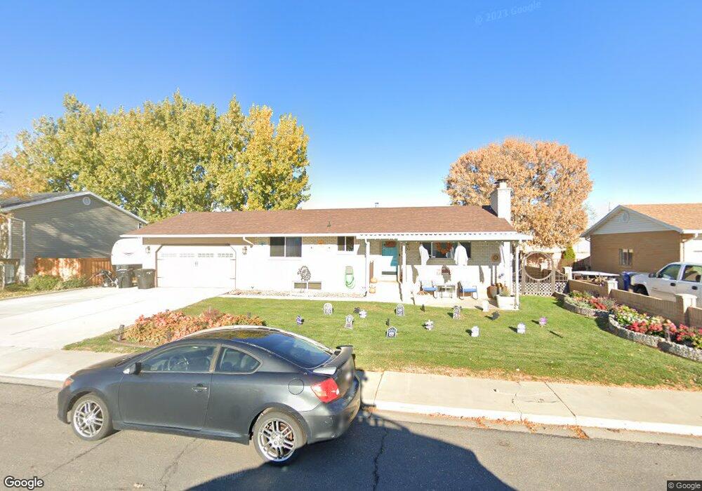561 N Mitchell Dr, Spanish Fork, UT 84660 - photo 1