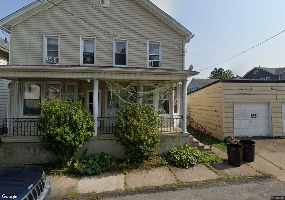 933 Halsey Ct, Scranton, PA 18504 - photo 1