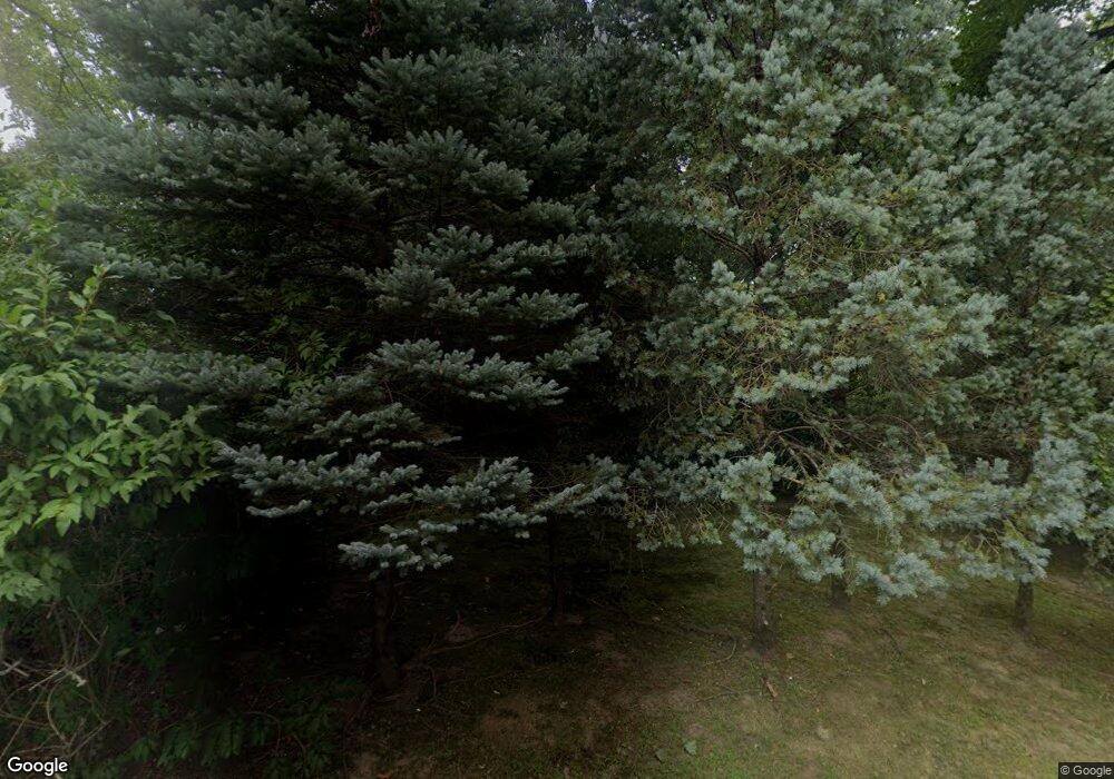 21 Red Spring Ln, Glen Cove, NY 11542 - photo 1