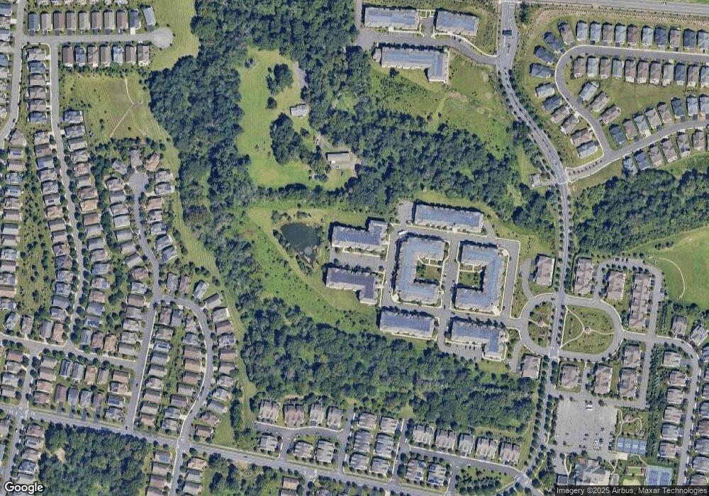 4203 Enclave Cir unit 14203, Somerset, NJ 08873 - photo 1