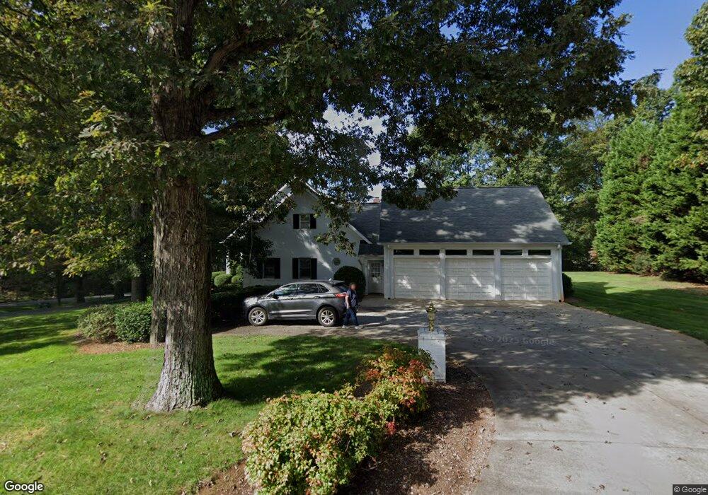 310 Gleneagles Rd W, Statesville, NC 28625 - photo 1