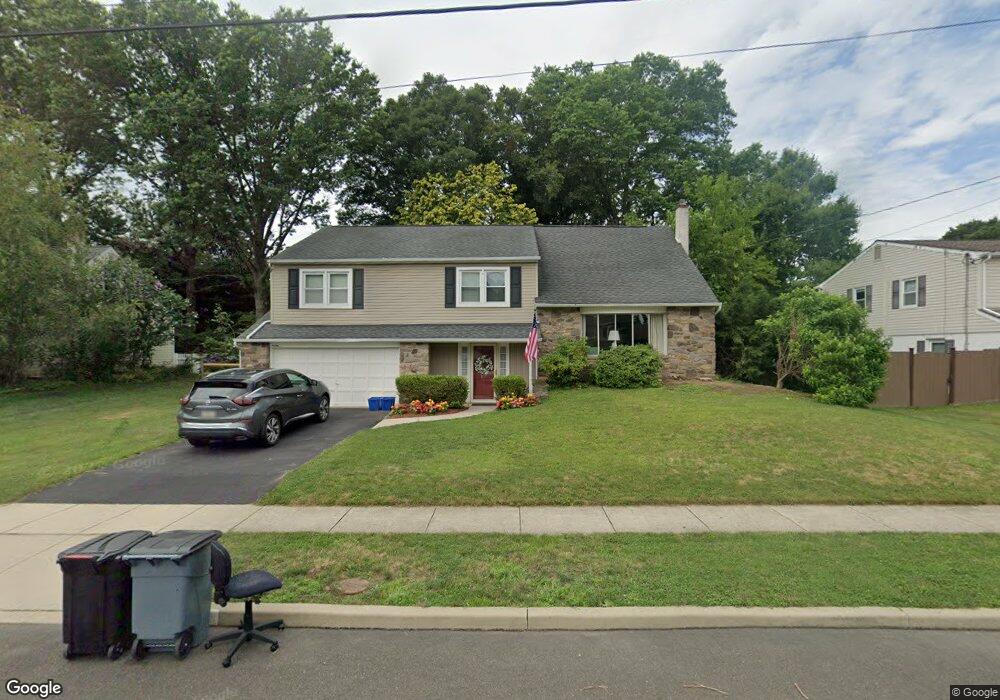 166 Walton Dr, Morrisville, PA 19067 - photo 1