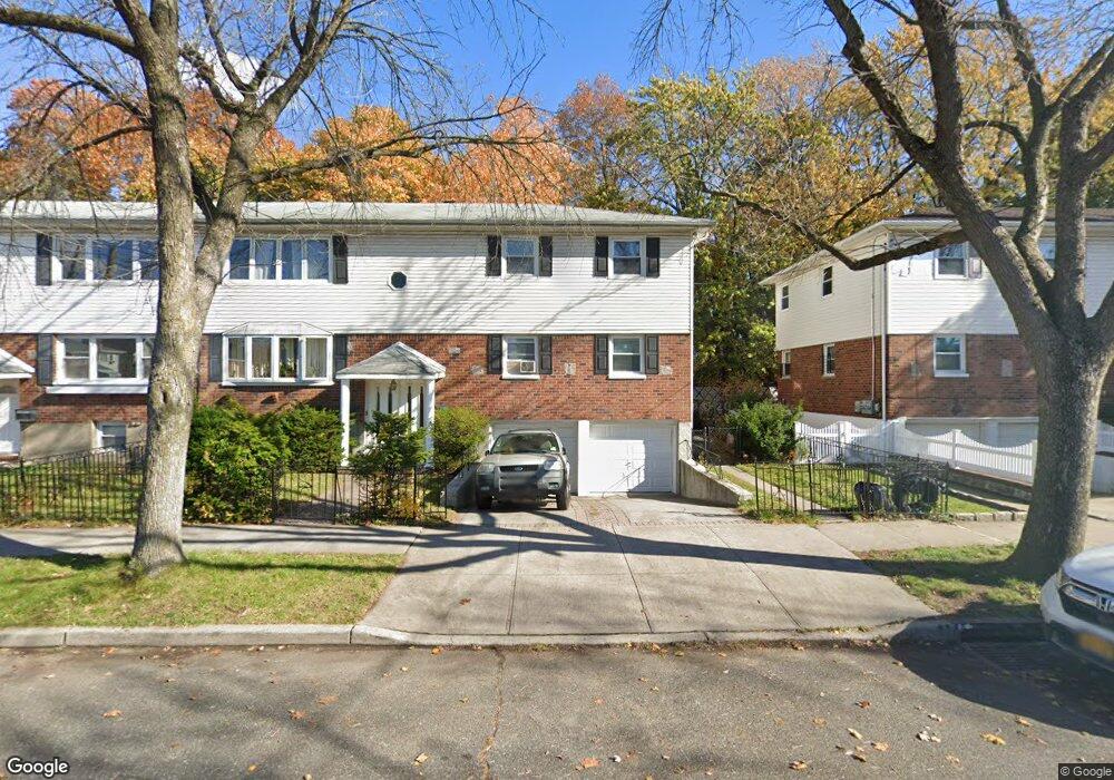 13309 Hawtree St, Ozone Park, NY 11417 - photo 1