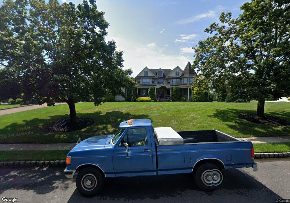 208 Heritage Dr, Columbus, NJ 08022 - photo 1