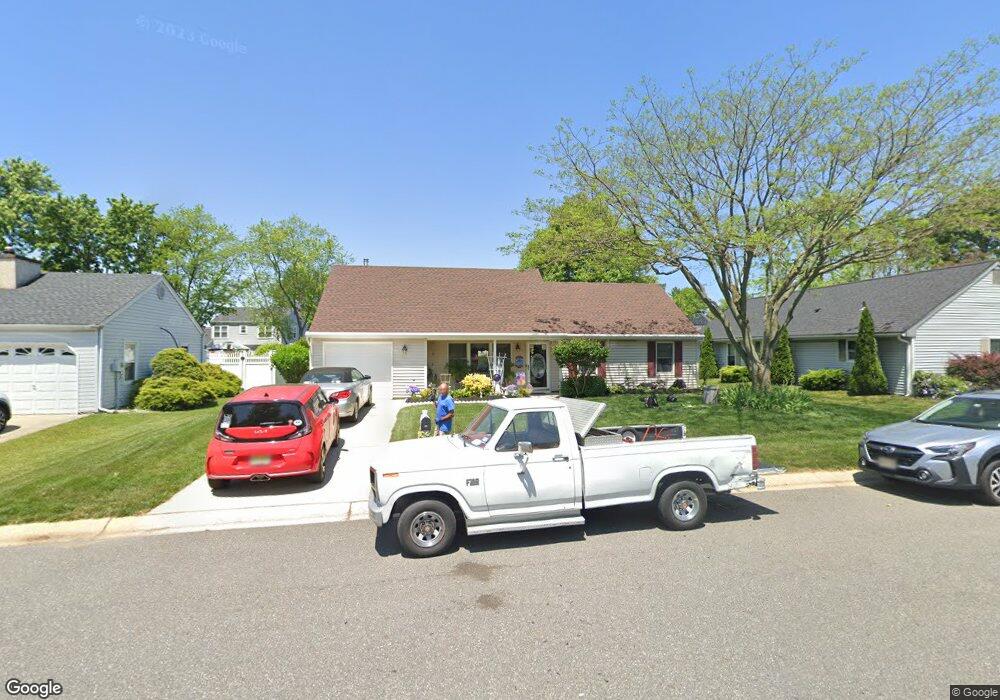 129 Applewood Dr, Swedesboro, NJ 08085 - photo 1