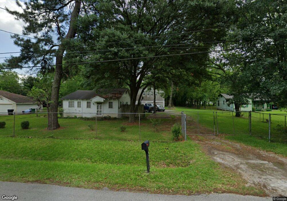 7352 Carothers St, Houston, TX 77028 - photo 1