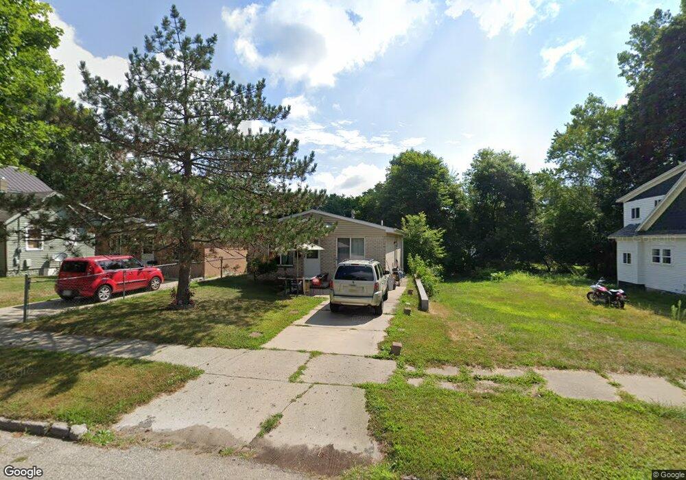1013 Shepard St, Lansing, MI 48912 - photo 1