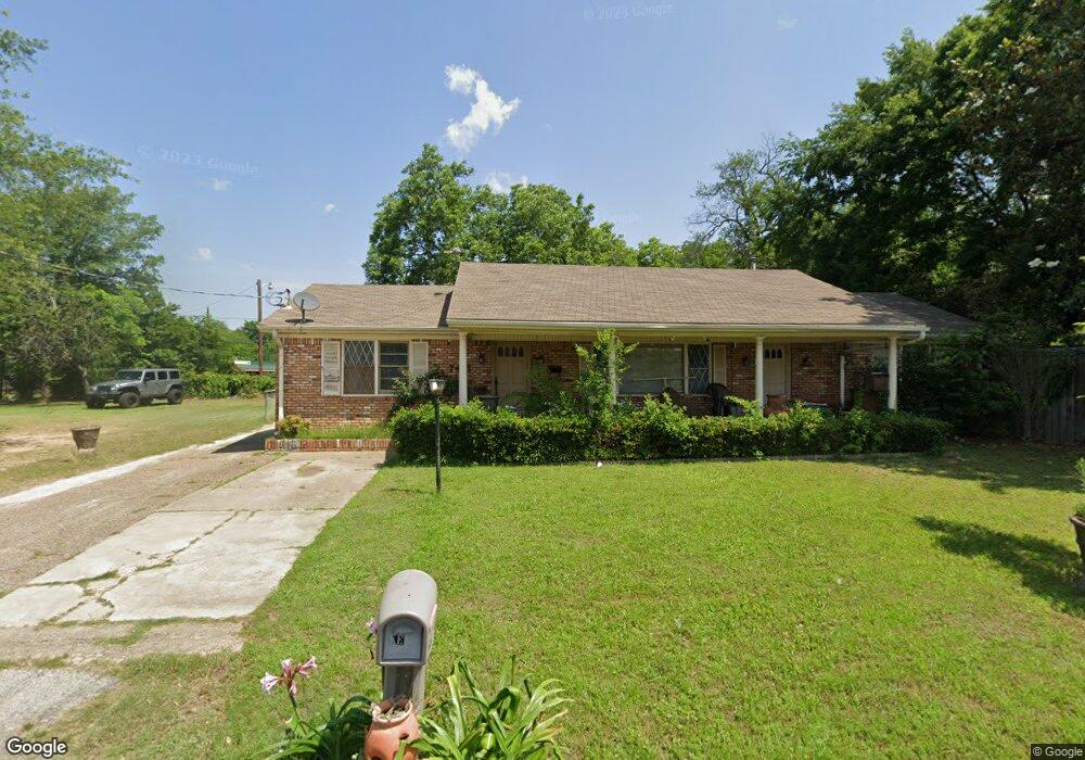 705 Wilson St, Longview, TX 75601 - photo 1