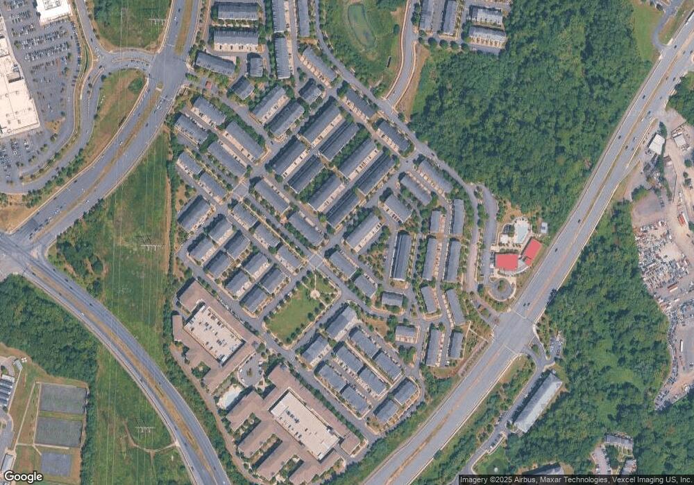 15163 Kentshire Dr unit 471, Woodbridge, VA 22191 - photo 1