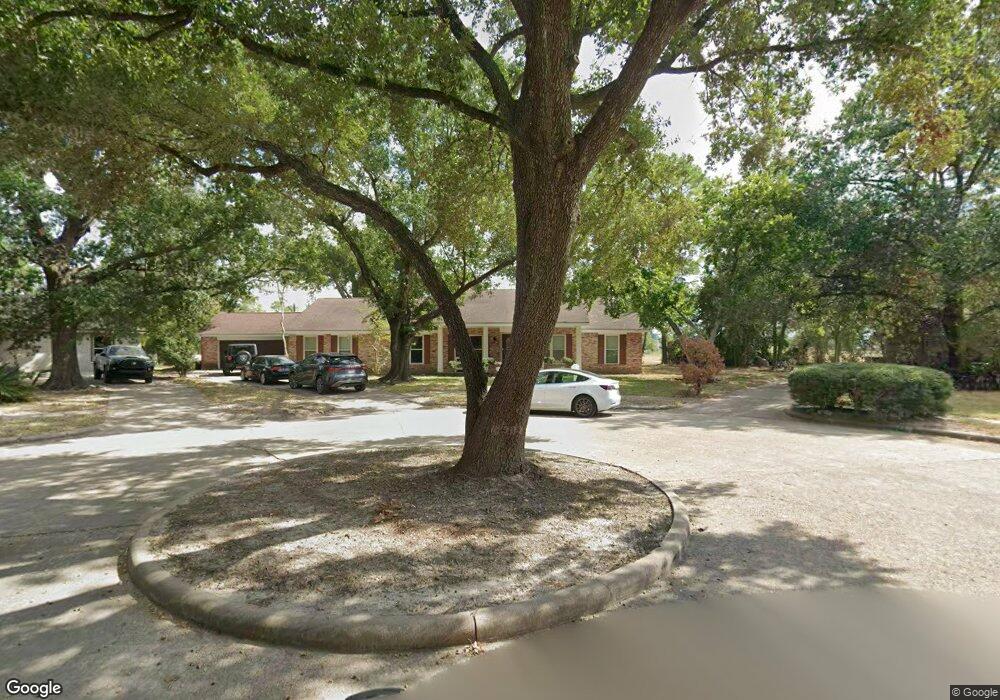 7459 Tall Pines Dr, Houston, TX 77088 - photo 1