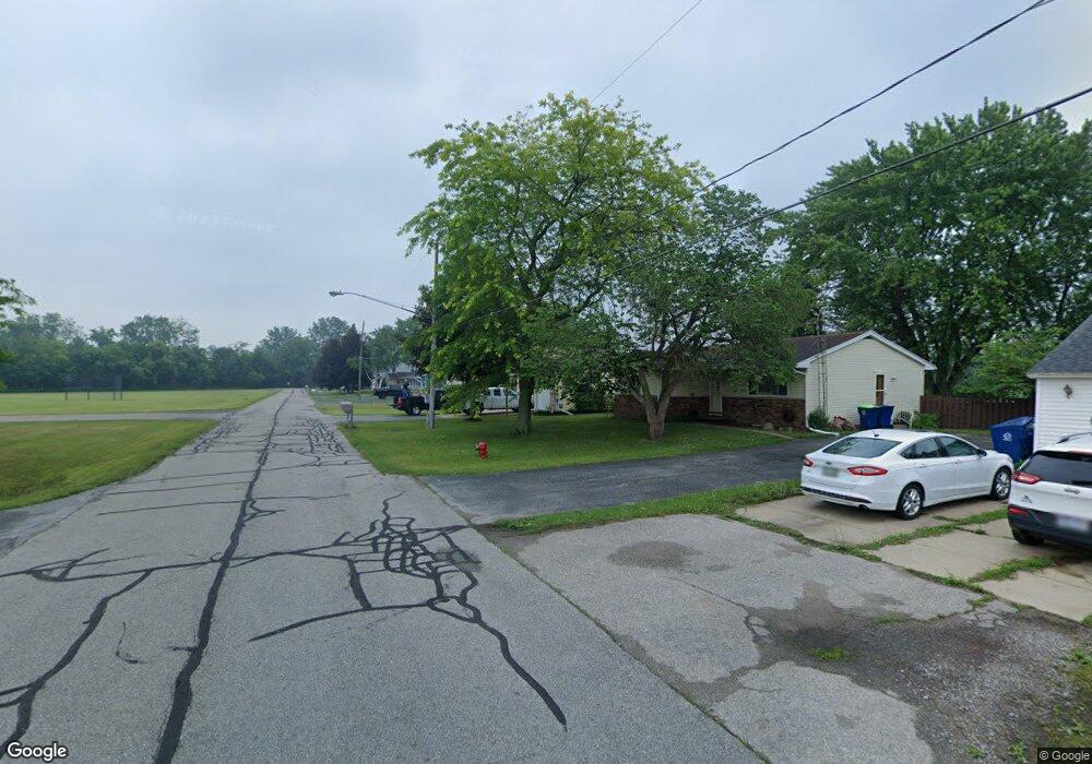 8140 Poellet St, Birch Run, MI 48415 - photo 1