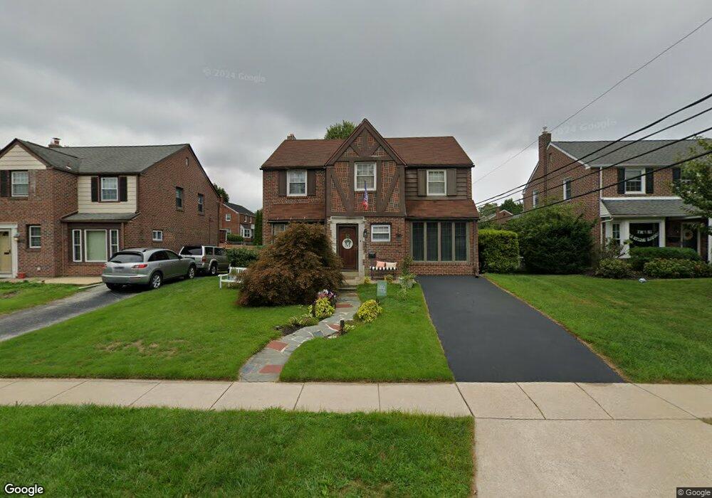 1604 Surrey Ln, Havertown, PA 19083 - photo 1