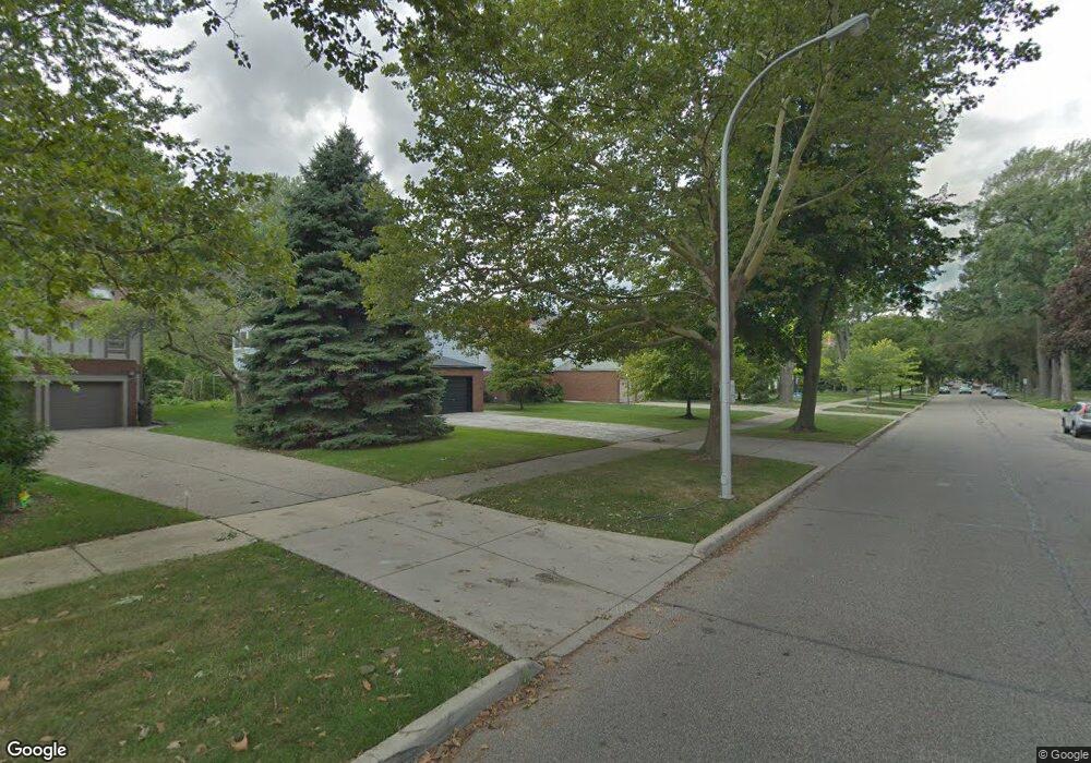 357 Saint Clair Ave, Grosse Pointe, MI 48230 - photo 1