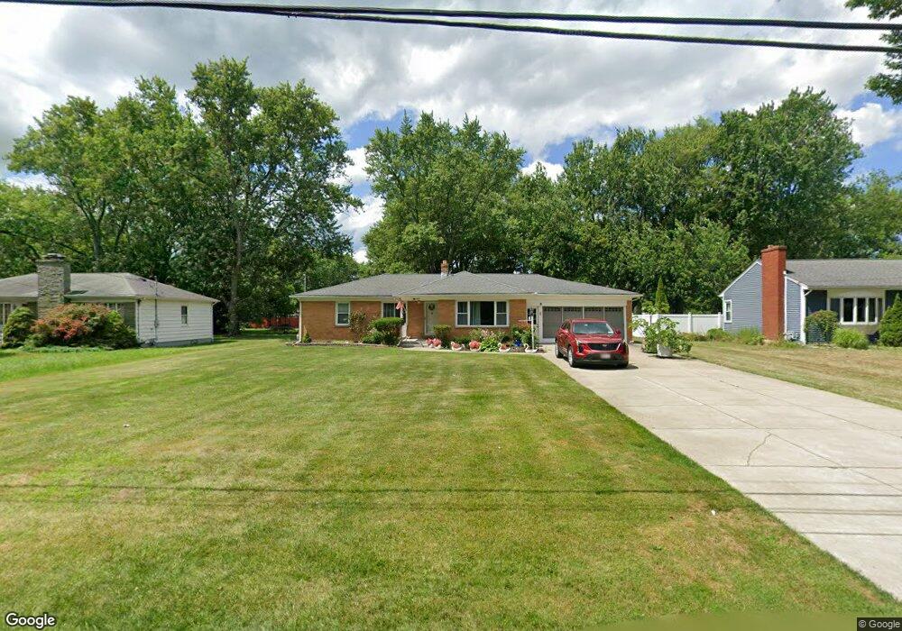 7282 Knoll Dr, North Tonawanda, NY 14120 - photo 1