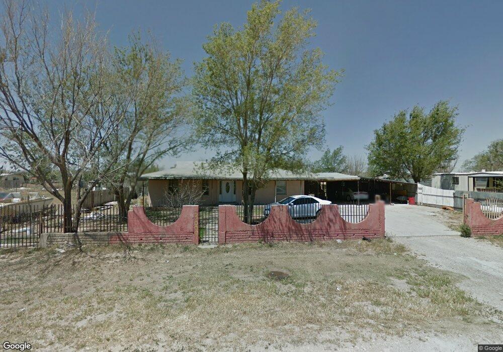 3009 Hoyle St, Plainview, TX 79072 - photo 1