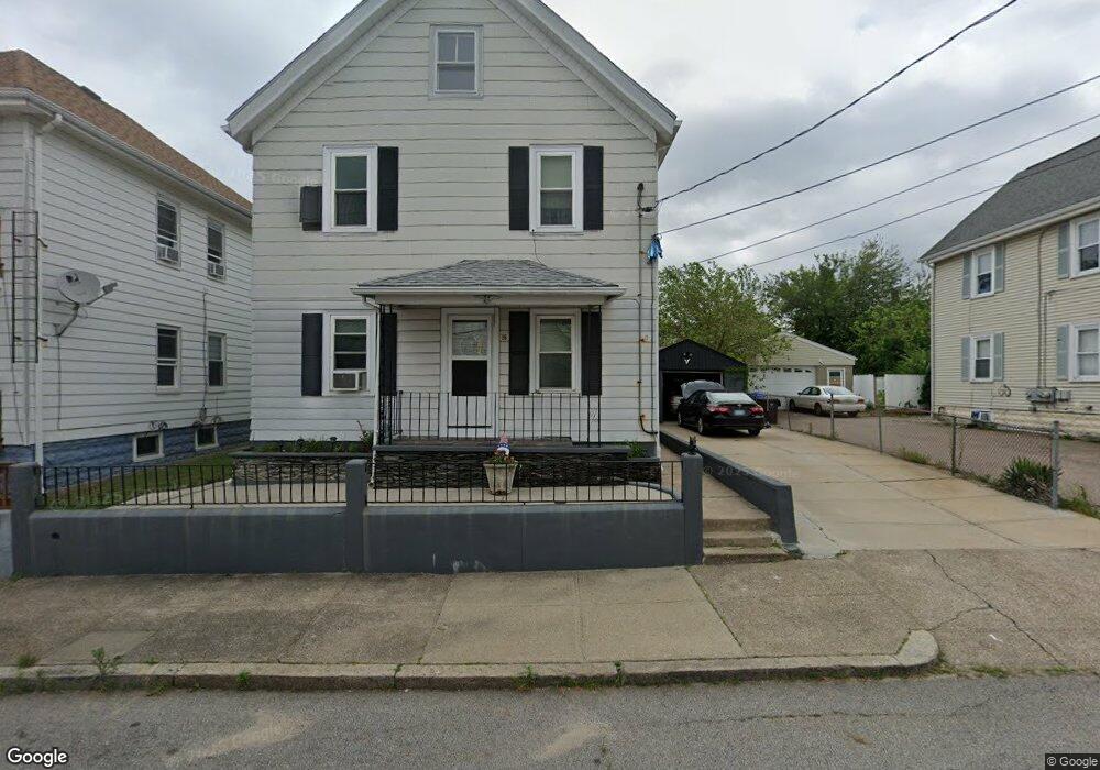 16 Lakeview Ave, Pawtucket, RI 02860 - photo 1