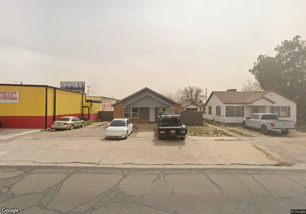 711 E Scharbauer St, Hobbs, NM 88240 - photo 1