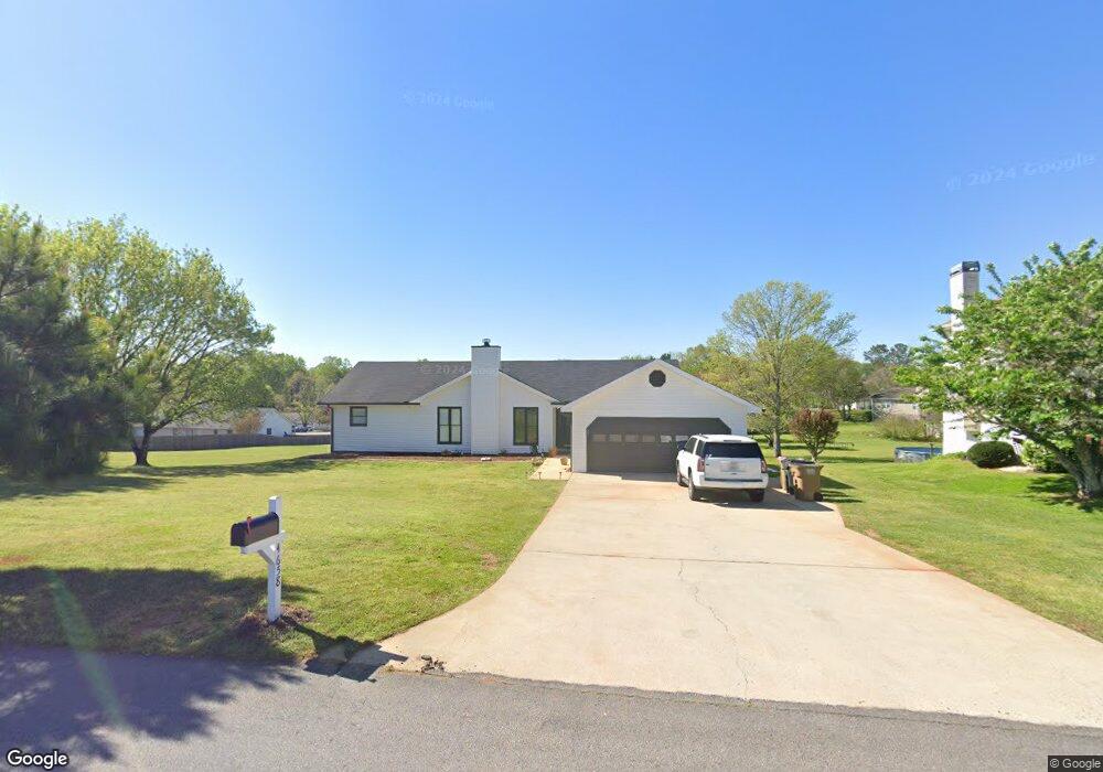 4658 Countryside Dr, Flowery Branch, GA 30542 - photo 1