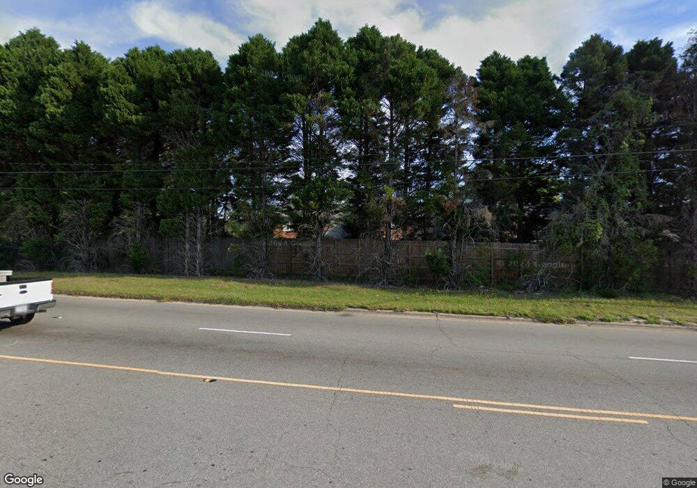 1350 Longleaf Dr, Fayetteville, NC 28305 - photo 1