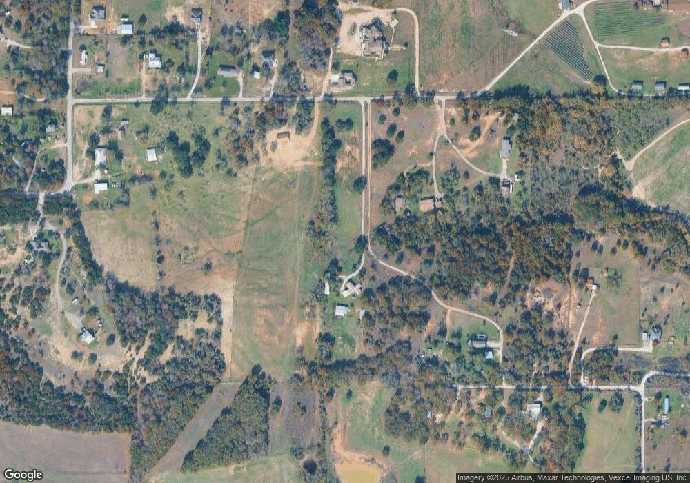 340 Vineyard Ln, Springtown, TX 76082 - photo 1