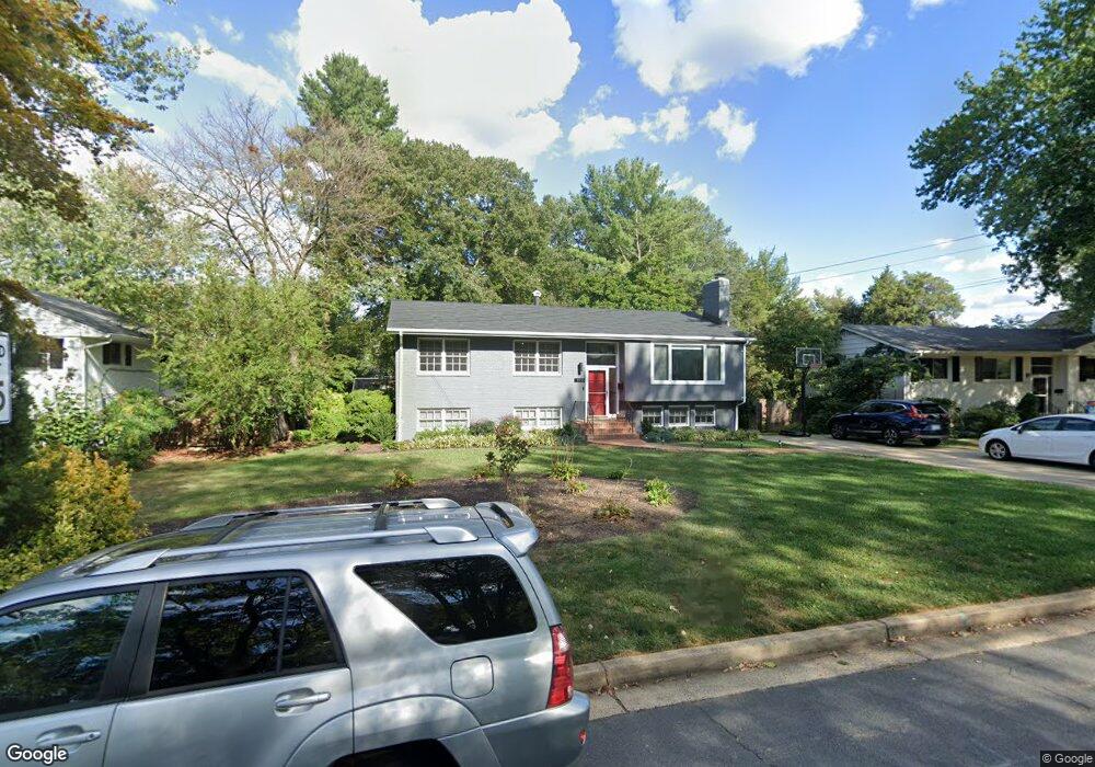 1115 Carper St, McLean, VA 22101 - photo 1