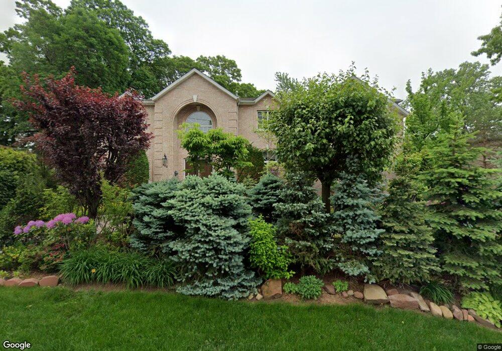 665 Summit St, Englewood Cliffs, NJ 07632 - photo 1