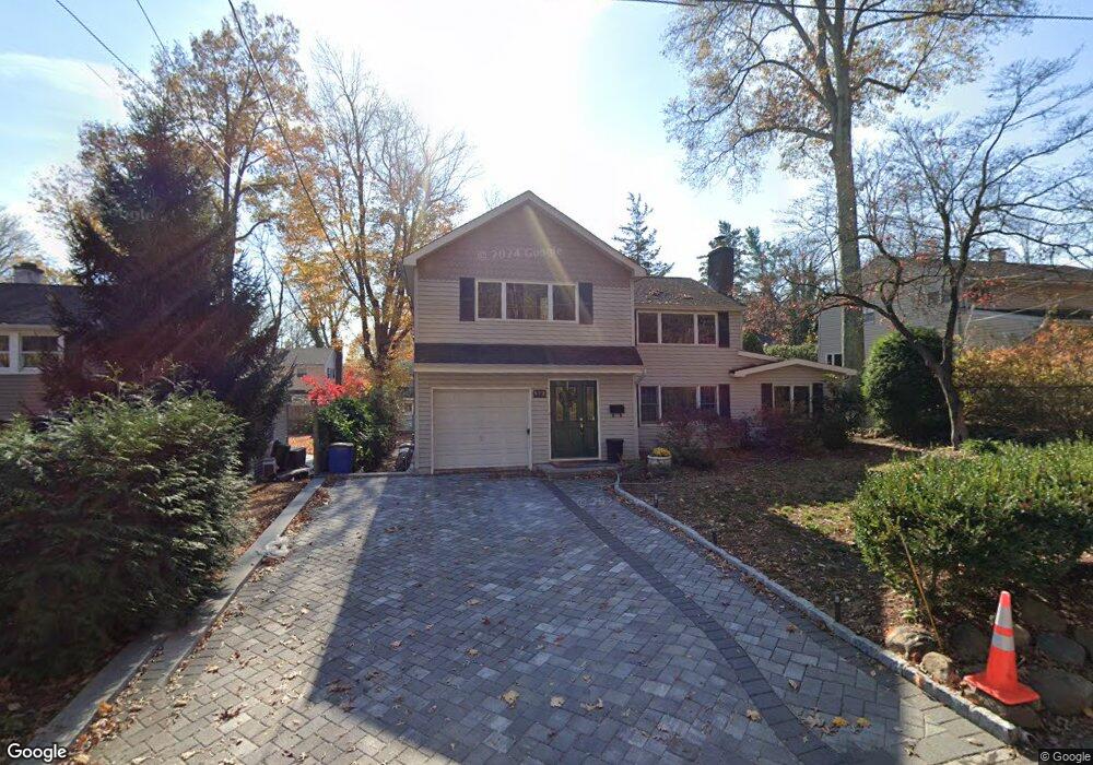 172 E Prospect St, Waldwick, NJ 07463 - photo 1