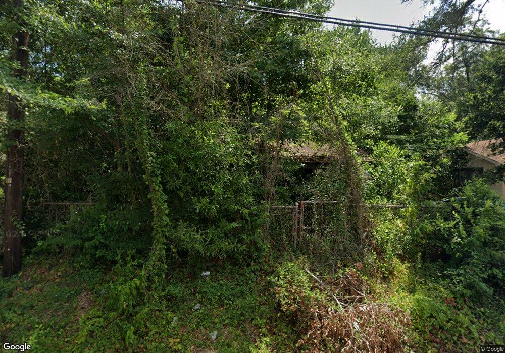 718 Lucas St, Nacogdoches, TX 75961 - photo 1