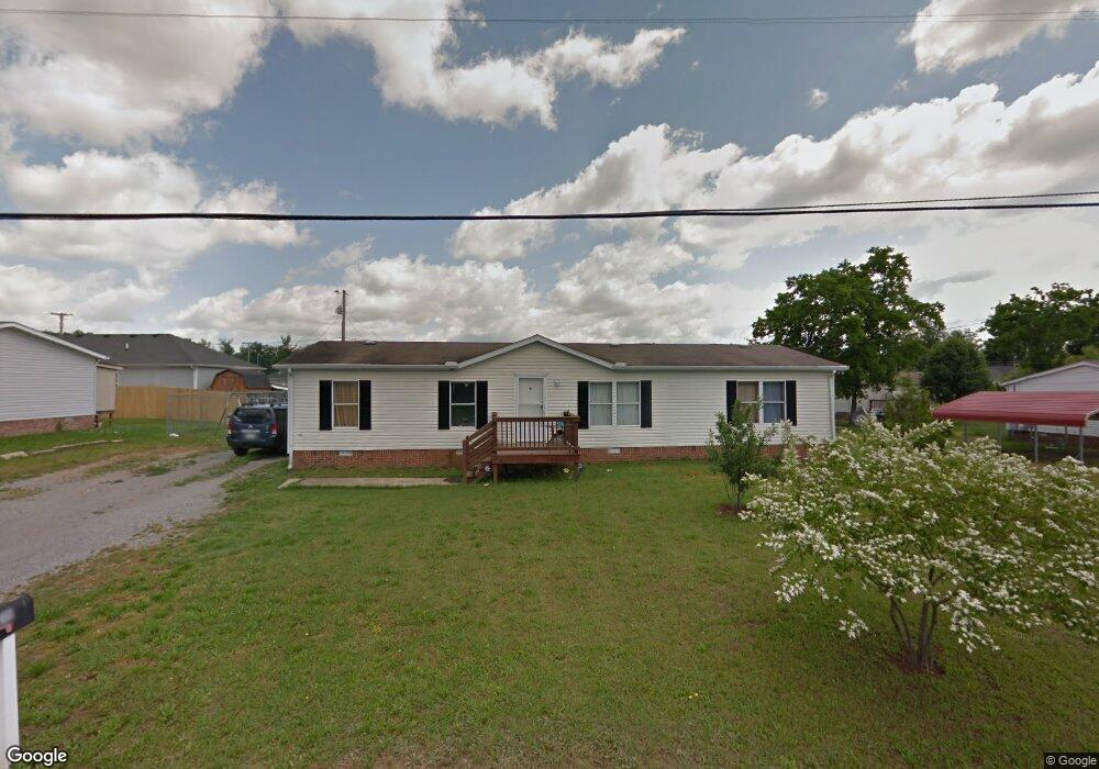 306 Quarry St, Shelbyville, TN 37160 - photo 1