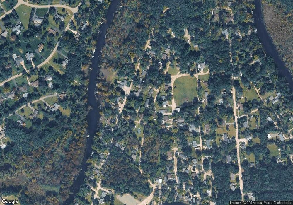 6469 Woodland Rd, Whitmore Lake, MI 48189 - photo 1