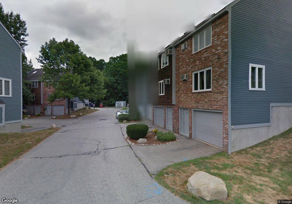 11 Valley Way W unit 11, Manchester, NH 03102 - photo 1